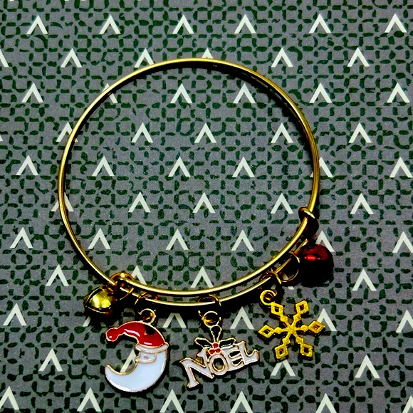 Handmade Christmas Bangle & Jingle Bell Charm Bracelet!